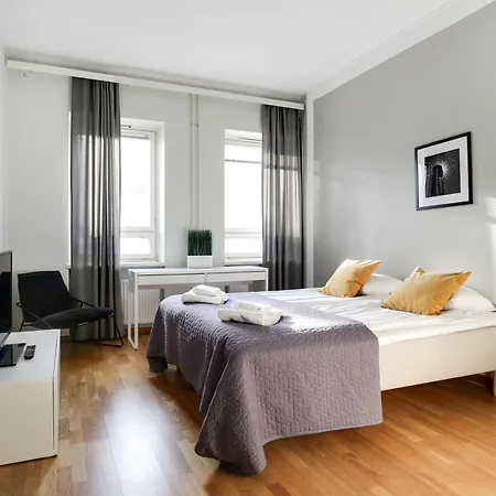 Apartment Kotimaailma Kamppi - 2br With Balcony 29 Helsinki